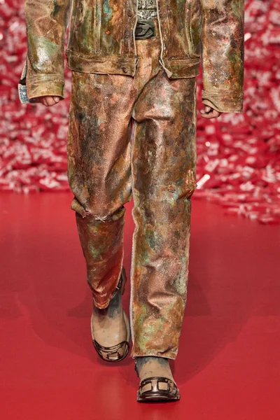 Look 57